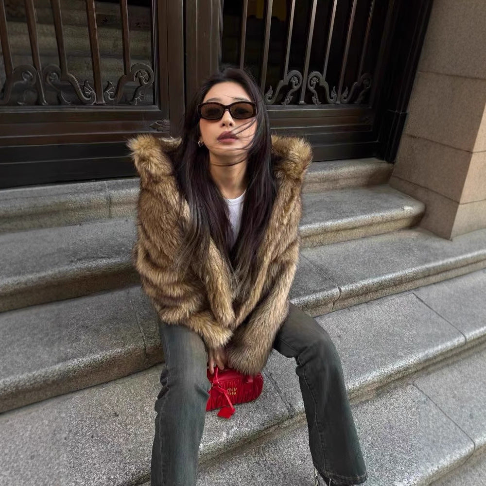 Elegant Polyester Fur Overcoat Coat