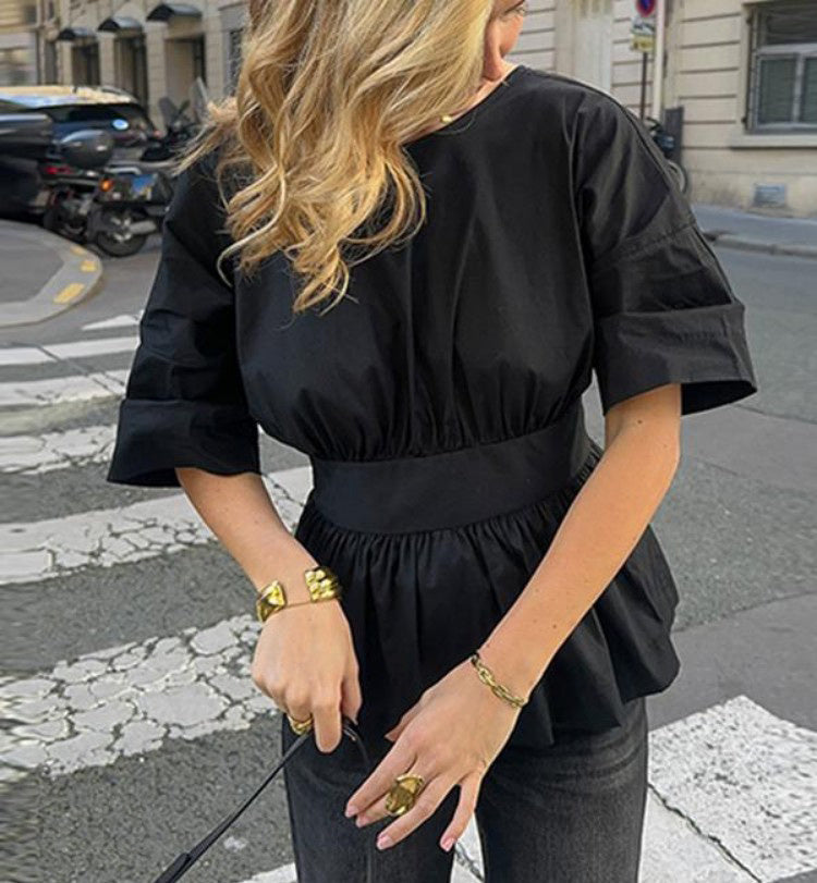 Top met Open Rug & Strikdetail - Moe